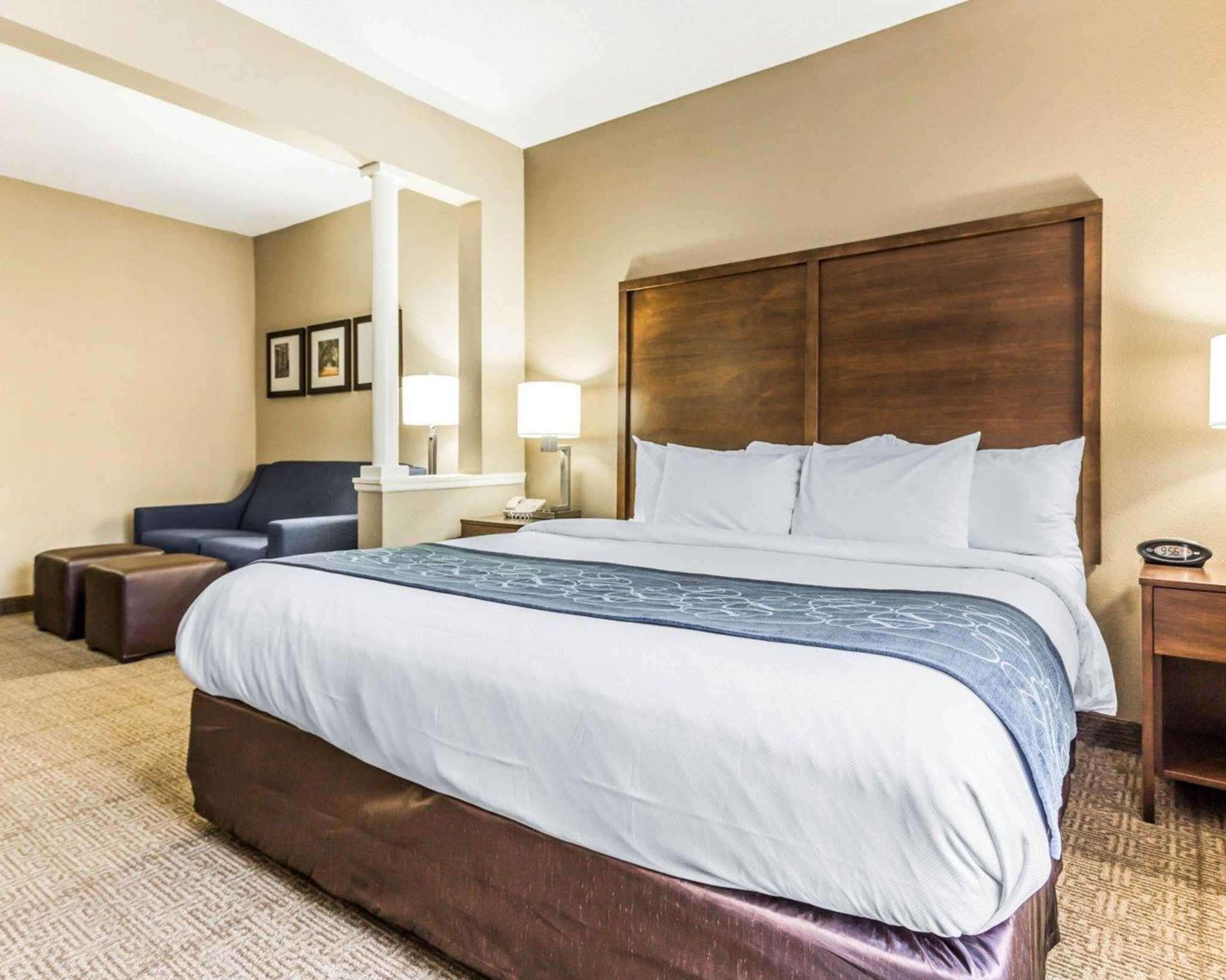 คอมฟอร์ต สวีท แอท ไอล์ ออฟ ปาล์ม คอนเนคเตอร์ Hotel เมาท์เพลสเซนท์ ภายนอก รูปภาพ